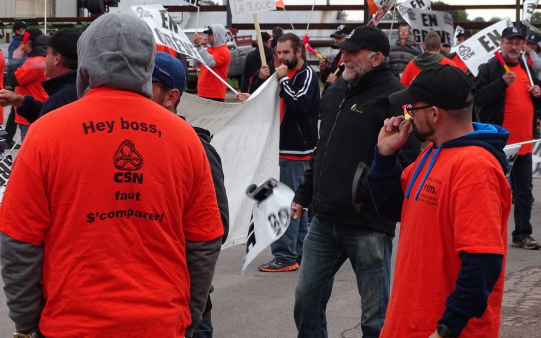 Les grévistes CSN visitent le Lac Saint-Jean pour dénoncer certaines compagnies de transports