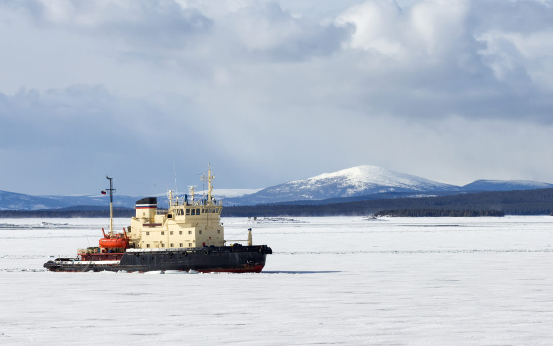 BRISE-GLACE COINCÉ DANS LE FLEUVE SAINT-LAURENT – Le gouvernement doit prendre ses responsabilités et considérer la Davie comme une solution